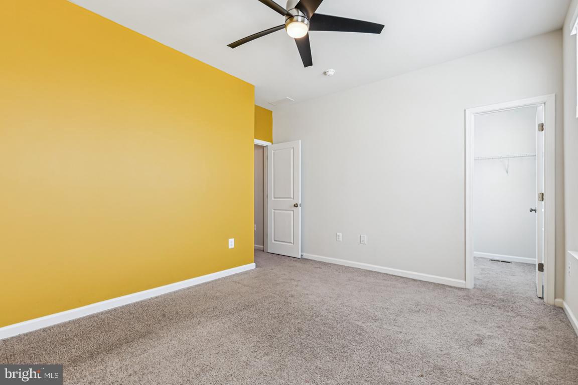 17815 WOODS OVERLOOK DR, DUMFRIES, Virginia 22026, 4 Bedrooms Bedrooms, ,2 BathroomsBathrooms,Residential,For sale,17815 WOODS OVERLOOK DR,VAPW2106166 MLS # VAPW2106166