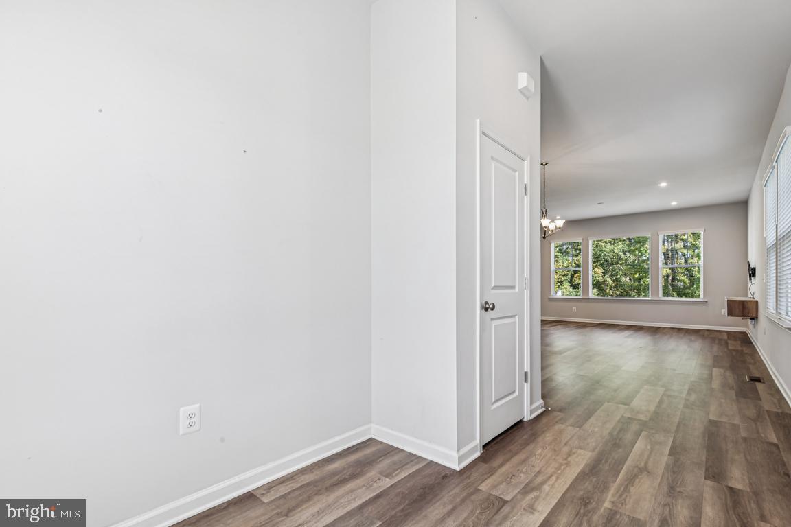 17815 WOODS OVERLOOK DR, DUMFRIES, Virginia 22026, 4 Bedrooms Bedrooms, ,2 BathroomsBathrooms,Residential,For sale,17815 WOODS OVERLOOK DR,VAPW2106166 MLS # VAPW2106166