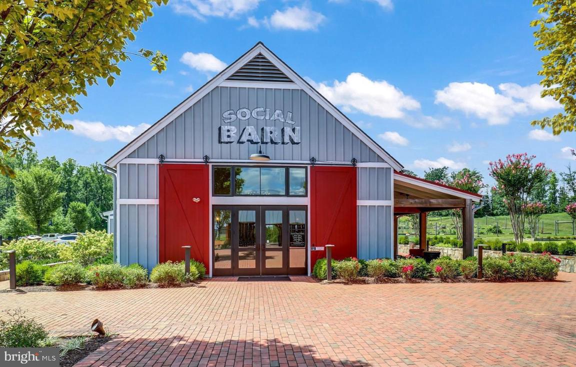 17815 WOODS OVERLOOK DR, DUMFRIES, Virginia 22026, 4 Bedrooms Bedrooms, ,2 BathroomsBathrooms,Residential,For sale,17815 WOODS OVERLOOK DR,VAPW2106166 MLS # VAPW2106166