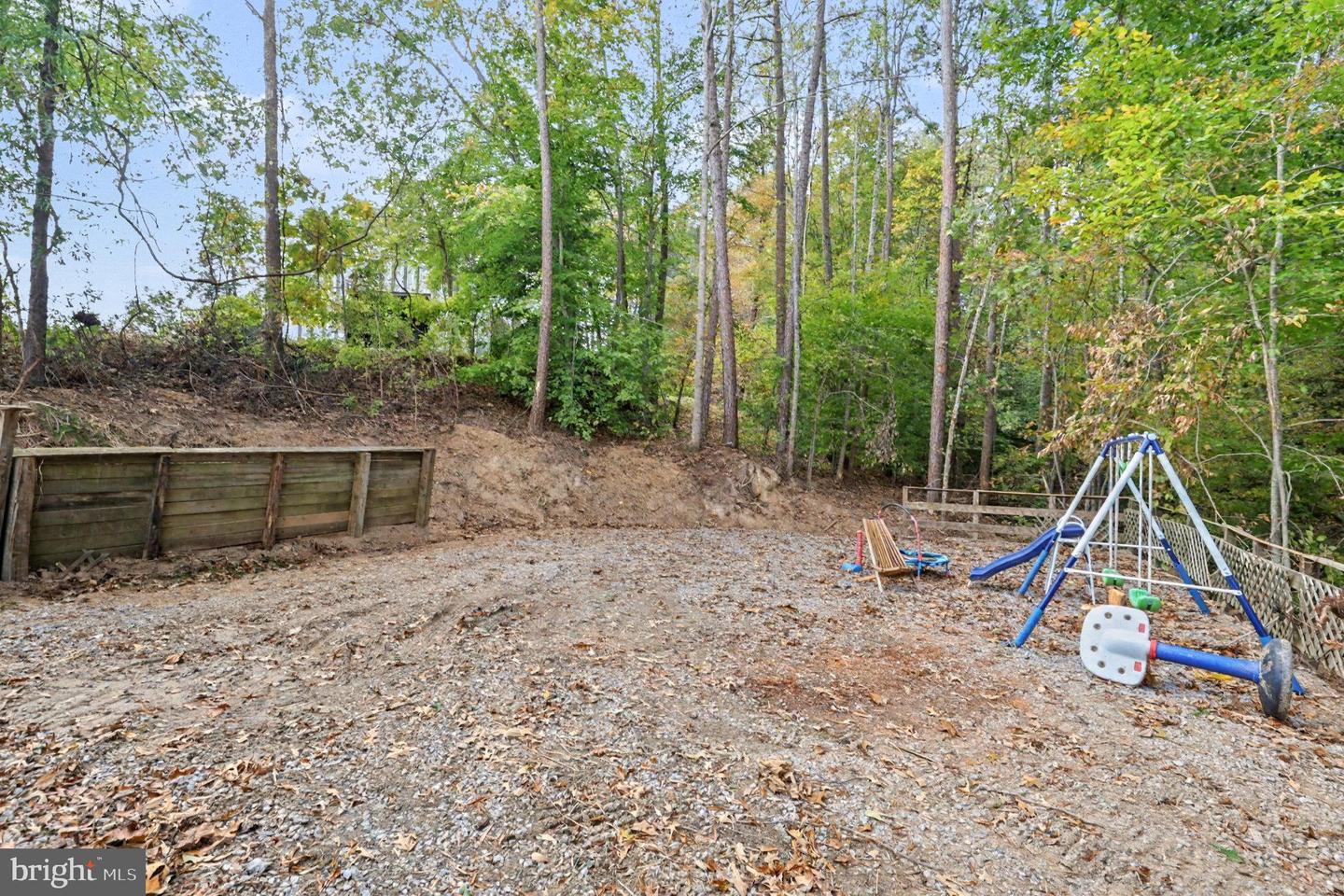 161 N ANNA DR, LOUISA, Virginia 23093, 2 Bedrooms Bedrooms, 5 Rooms Rooms,1 BathroomBathrooms,Residential,For sale,161 N ANNA DR,VALA2008736 MLS # VALA2008736