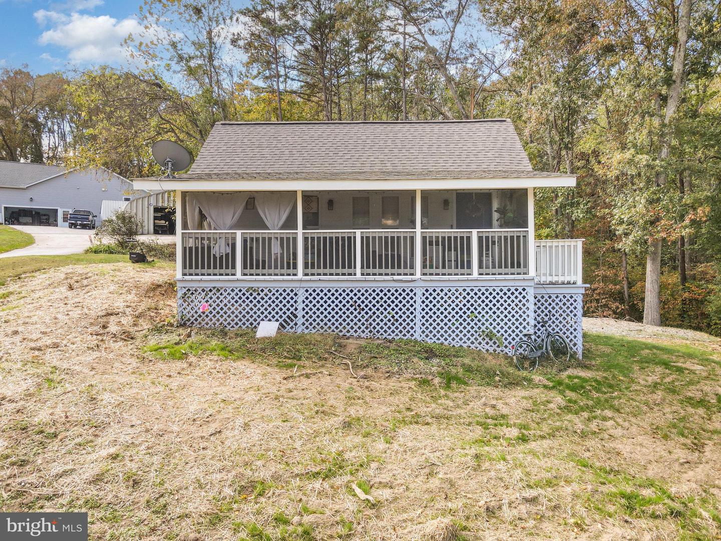 161 N ANNA DR, LOUISA, Virginia 23093, 2 Bedrooms Bedrooms, 5 Rooms Rooms,1 BathroomBathrooms,Residential,For sale,161 N ANNA DR,VALA2008736 MLS # VALA2008736
