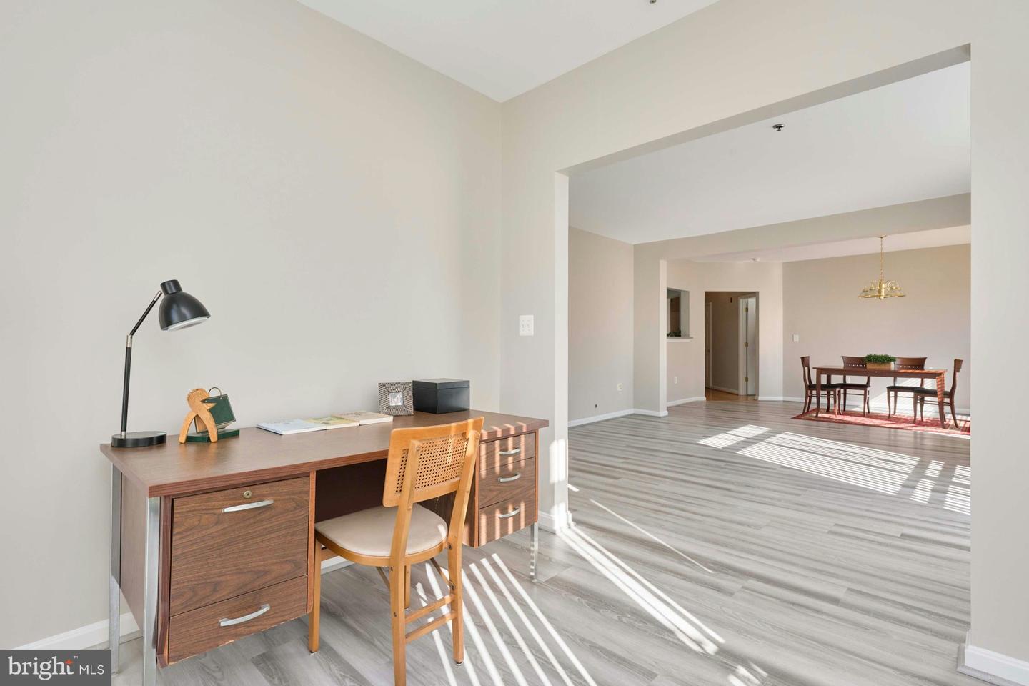 1851 STRATFORD PARK PL #212, RESTON, Virginia 20190, 2 Bedrooms Bedrooms, ,2 BathroomsBathrooms,Residential,For sale,1851 STRATFORD PARK PL #212,VAFX2274986 MLS # VAFX2274986