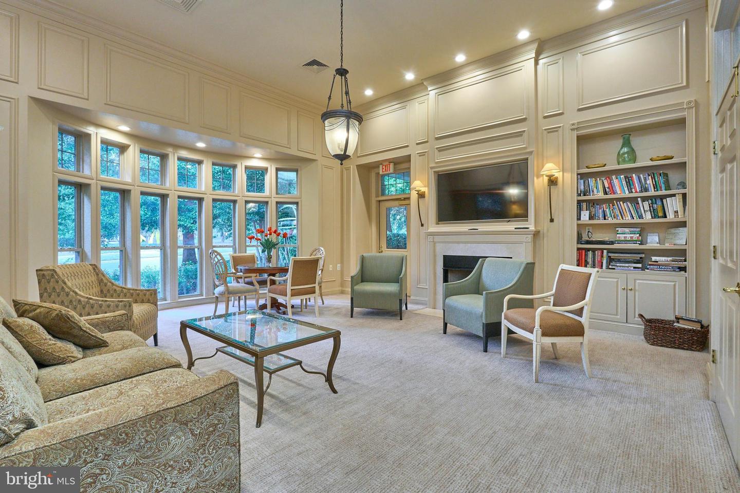 1851 STRATFORD PARK PL #212, RESTON, Virginia 20190, 2 Bedrooms Bedrooms, ,2 BathroomsBathrooms,Residential,For sale,1851 STRATFORD PARK PL #212,VAFX2274986 MLS # VAFX2274986 1851 STRATFORD PARK PL #212, RESTON, Virginia 20190, 2 Bedrooms Bedrooms, ,2 BathroomsBathrooms,Residential,For sale,1851 STRATFORD PARK PL #212,VAFX2274986 MLS # VAFX2274986