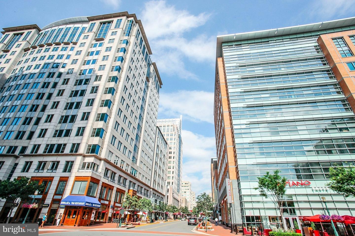 1851 STRATFORD PARK PL #212, RESTON, Virginia 20190, 2 Bedrooms Bedrooms, ,2 BathroomsBathrooms,Residential,For sale,1851 STRATFORD PARK PL #212,VAFX2274986 MLS # VAFX2274986 1851 STRATFORD PARK PL #212, RESTON, Virginia 20190, 2 Bedrooms Bedrooms, ,2 BathroomsBathrooms,Residential,For sale,1851 STRATFORD PARK PL #212,VAFX2274986 MLS # VAFX2274986