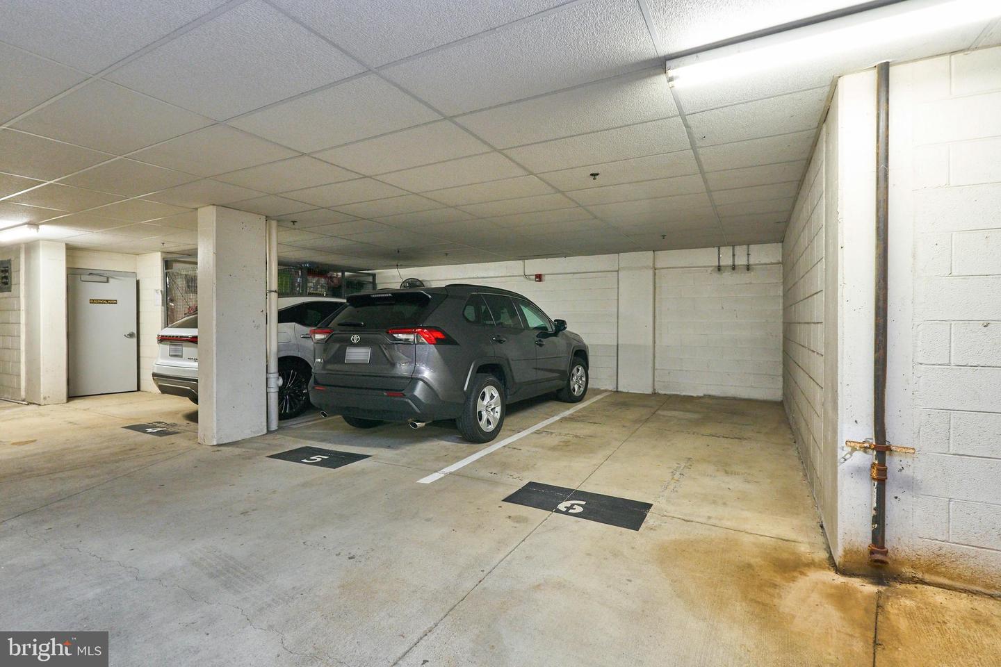 1851 STRATFORD PARK PL #212, RESTON, Virginia 20190, 2 Bedrooms Bedrooms, ,2 BathroomsBathrooms,Residential,For sale,1851 STRATFORD PARK PL #212,VAFX2274986 MLS # VAFX2274986 1851 STRATFORD PARK PL #212, RESTON, Virginia 20190, 2 Bedrooms Bedrooms, ,2 BathroomsBathrooms,Residential,For sale,1851 STRATFORD PARK PL #212,VAFX2274986 MLS # VAFX2274986