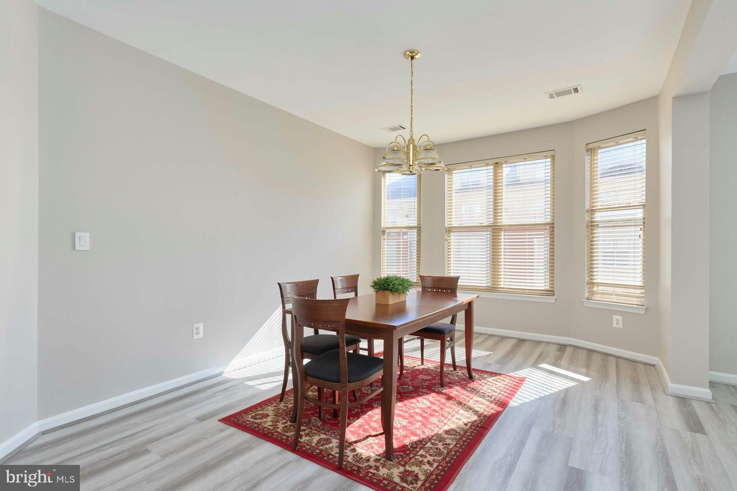 1851 STRATFORD PARK PL #212, RESTON, Virginia 20190, 2 Bedrooms Bedrooms, ,2 BathroomsBathrooms,Residential,For sale,1851 STRATFORD PARK PL #212,VAFX2274986 MLS # VAFX2274986