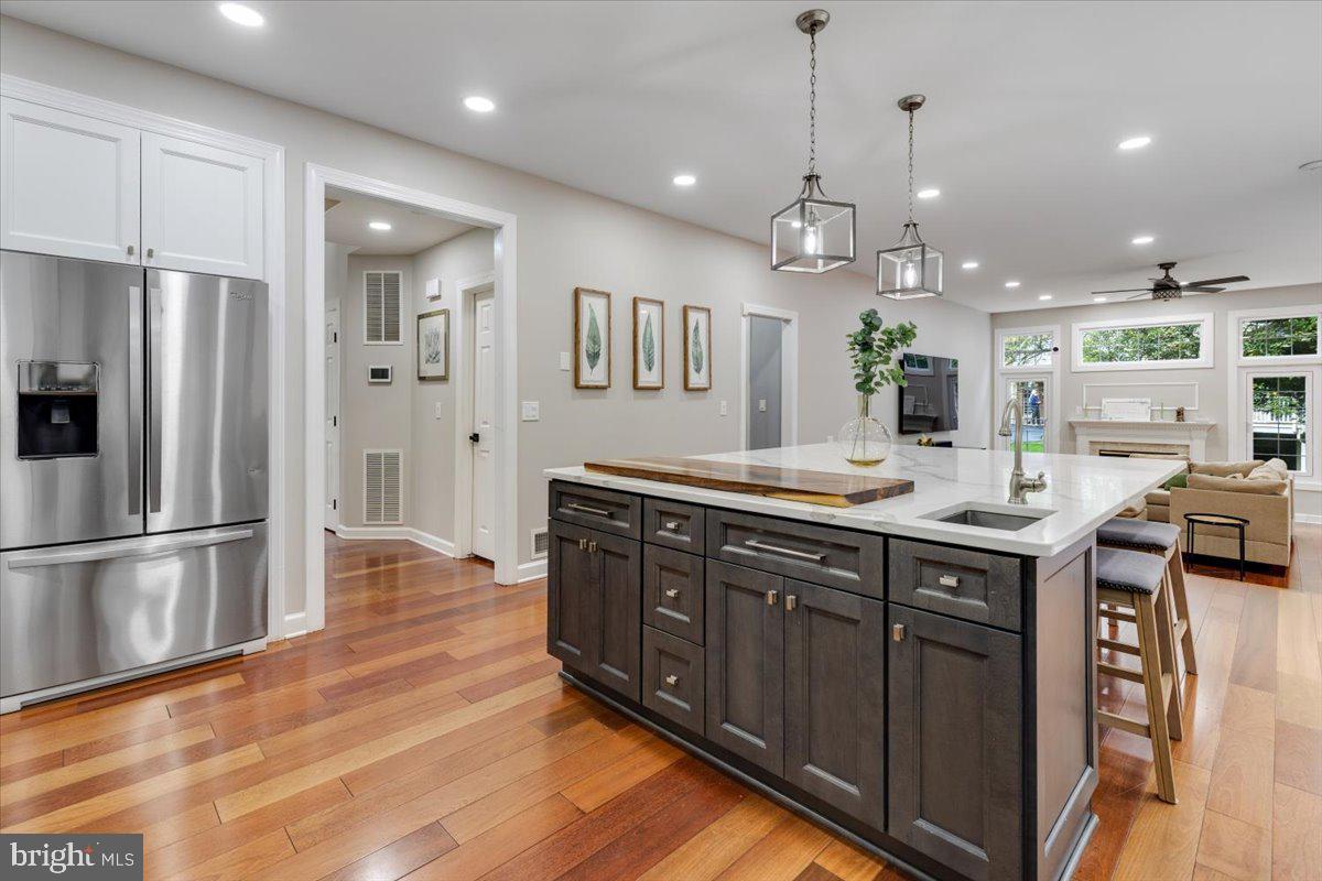 13162 CUYAHOGA CT, MANASSAS, Virginia 20112, 6 Bedrooms Bedrooms, ,3 BathroomsBathrooms,Residential,For sale,13162 CUYAHOGA CT,VAPW2106232 MLS # VAPW2106232