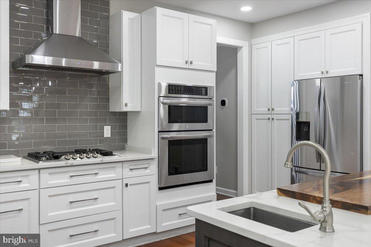 13162 CUYAHOGA CT, MANASSAS, Virginia 20112, 6 Bedrooms Bedrooms, ,3 BathroomsBathrooms,Residential,For sale,13162 CUYAHOGA CT,VAPW2106232 MLS # VAPW2106232