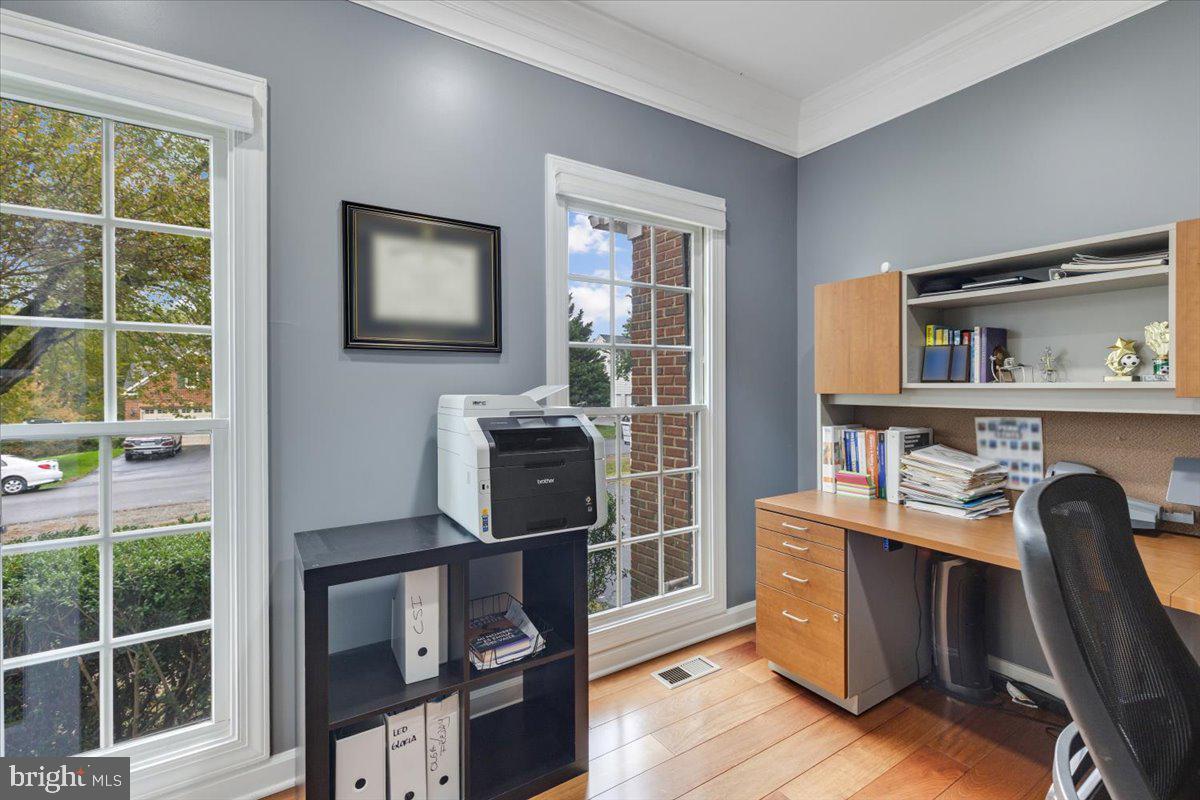 13162 CUYAHOGA CT, MANASSAS, Virginia 20112, 6 Bedrooms Bedrooms, ,3 BathroomsBathrooms,Residential,For sale,13162 CUYAHOGA CT,VAPW2106232 MLS # VAPW2106232
