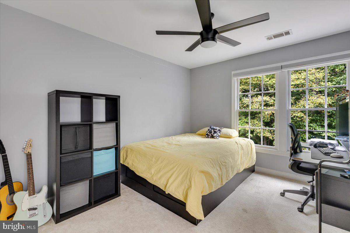 13162 CUYAHOGA CT, MANASSAS, Virginia 20112, 6 Bedrooms Bedrooms, ,3 BathroomsBathrooms,Residential,For sale,13162 CUYAHOGA CT,VAPW2106232 MLS # VAPW2106232
