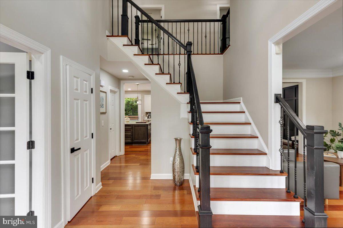 13162 CUYAHOGA CT, MANASSAS, Virginia 20112, 6 Bedrooms Bedrooms, ,3 BathroomsBathrooms,Residential,For sale,13162 CUYAHOGA CT,VAPW2106232 MLS # VAPW2106232
