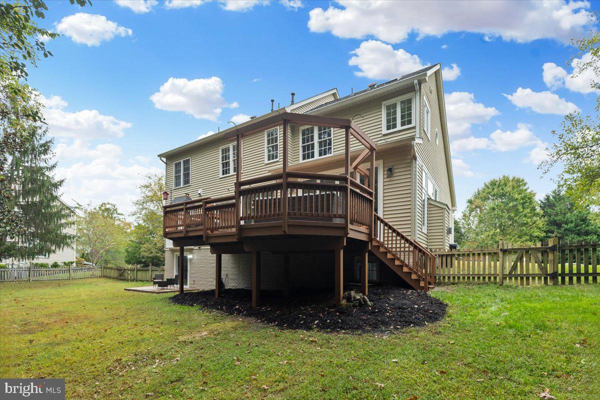 13162 CUYAHOGA CT, MANASSAS, Virginia 20112, 6 Bedrooms Bedrooms, ,3 BathroomsBathrooms,Residential,For sale,13162 CUYAHOGA CT,VAPW2106232 MLS # VAPW2106232
