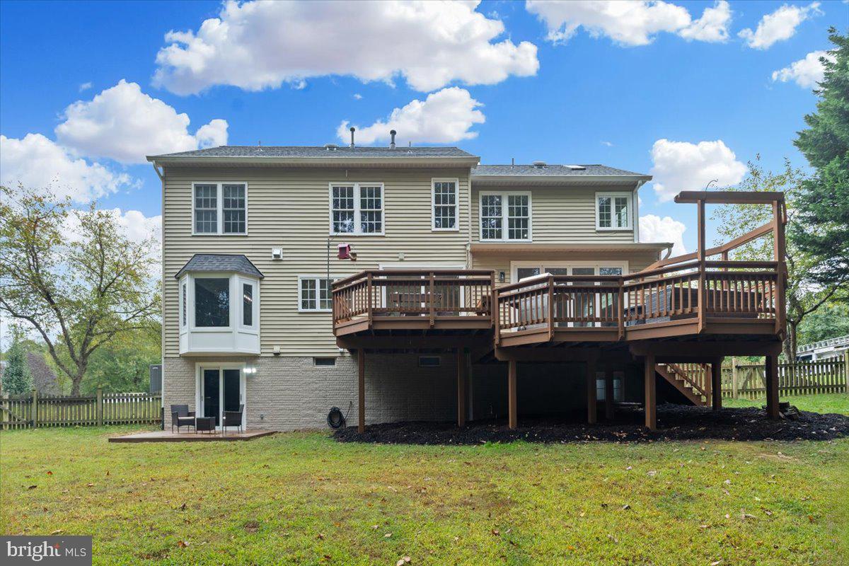 13162 CUYAHOGA CT, MANASSAS, Virginia 20112, 6 Bedrooms Bedrooms, ,3 BathroomsBathrooms,Residential,For sale,13162 CUYAHOGA CT,VAPW2106232 MLS # VAPW2106232