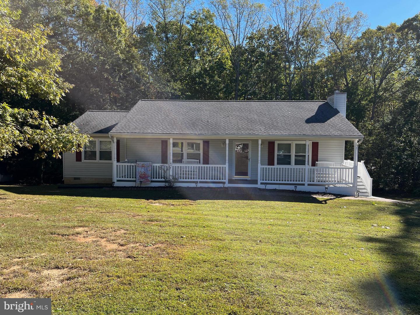 1 MUSTANG CT, SPOTSYLVANIA, Virginia 22551, 3 Bedrooms Bedrooms, ,2 BathroomsBathrooms,Residential,For sale,1 MUSTANG CT,VASP2037024 MLS # VASP2037024