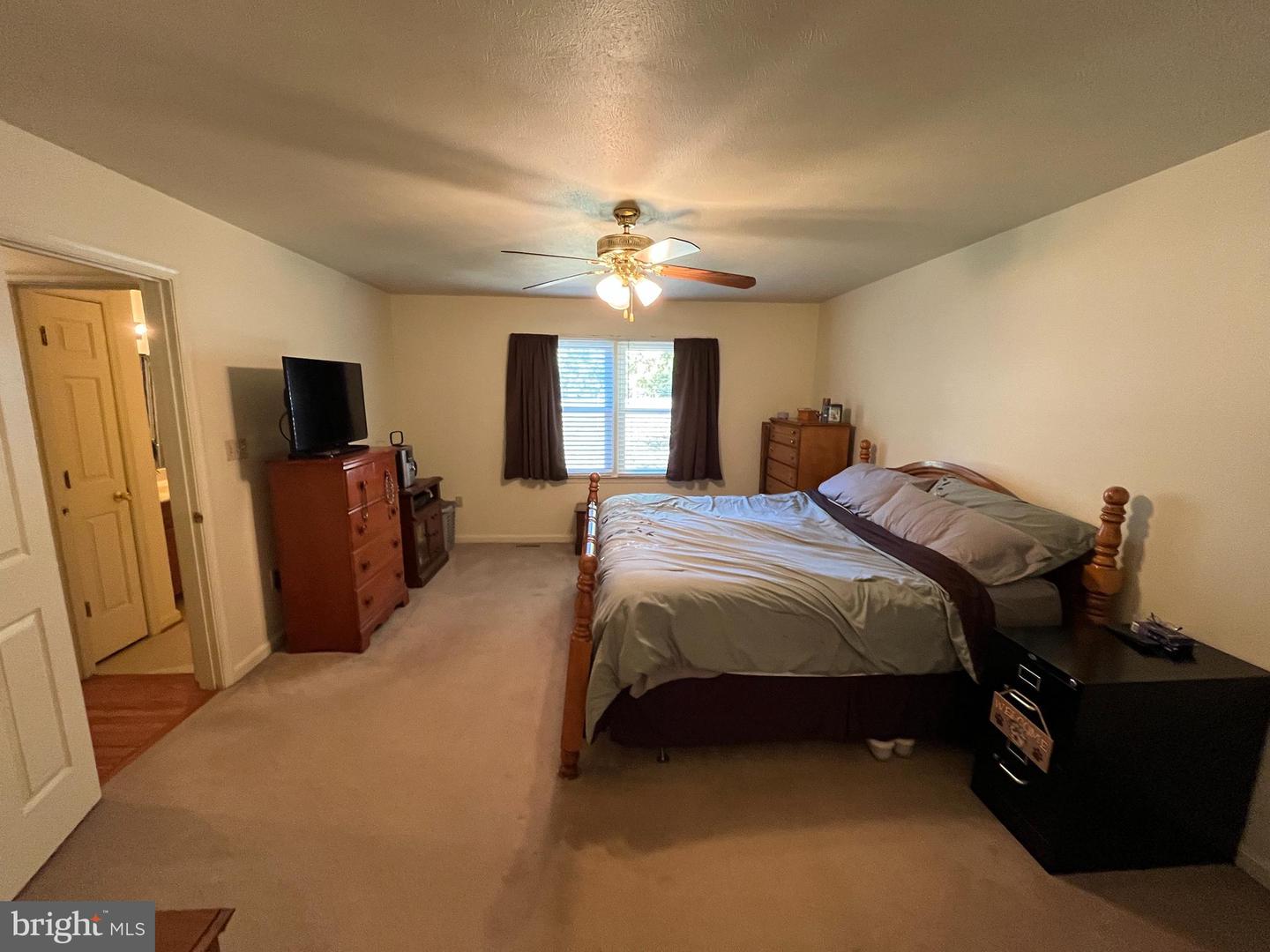 1 MUSTANG CT, SPOTSYLVANIA, Virginia 22551, 3 Bedrooms Bedrooms, ,2 BathroomsBathrooms,Residential,For sale,1 MUSTANG CT,VASP2037024 MLS # VASP2037024