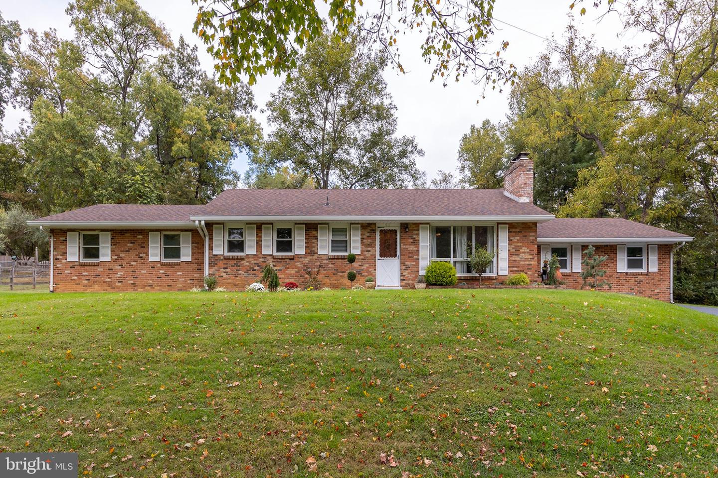 411 REST CHURCH RD, WINCHESTER, Virginia 22603, 3 Bedrooms Bedrooms, 5 Rooms Rooms,2 BathroomsBathrooms,Residential,For sale,411 REST CHURCH RD,VAFV2037464 MLS # VAFV2037464