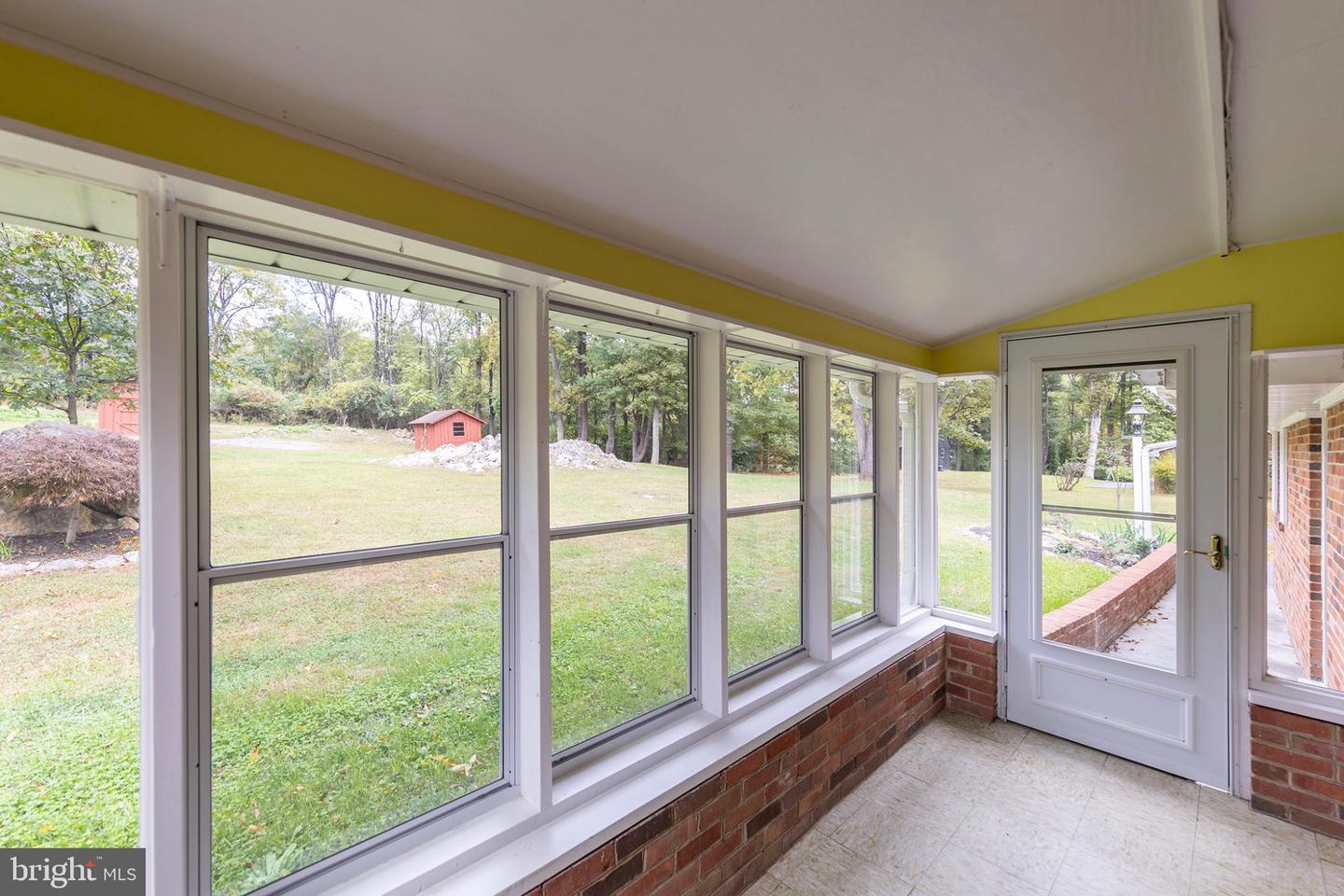 411 REST CHURCH RD, WINCHESTER, Virginia 22603, 3 Bedrooms Bedrooms, 5 Rooms Rooms,2 BathroomsBathrooms,Residential,For sale,411 REST CHURCH RD,VAFV2037464 MLS # VAFV2037464