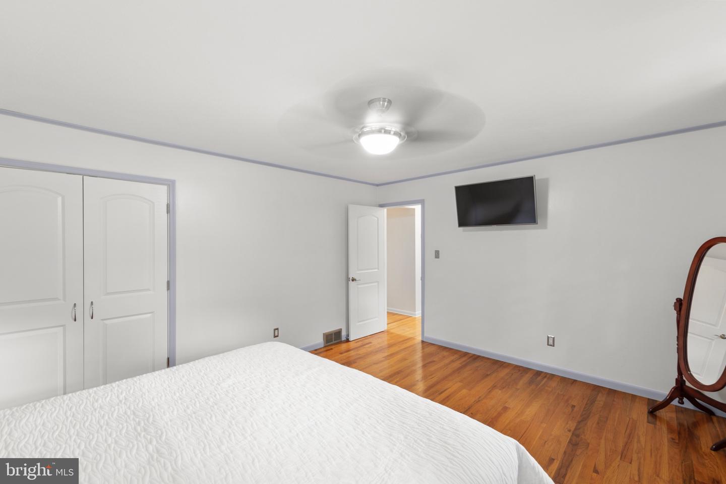 411 REST CHURCH RD, WINCHESTER, Virginia 22603, 3 Bedrooms Bedrooms, 5 Rooms Rooms,2 BathroomsBathrooms,Residential,For sale,411 REST CHURCH RD,VAFV2037464 MLS # VAFV2037464