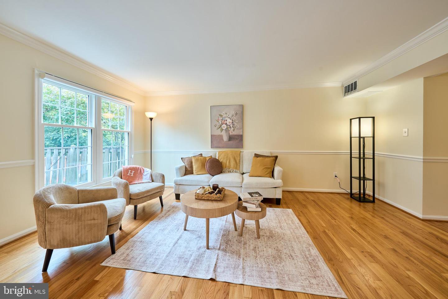 6906 LAFAYETTE PARK DR, ANNANDALE, Virginia 22003, 3 Bedrooms Bedrooms, ,3 BathroomsBathrooms,Residential,For sale,6906 LAFAYETTE PARK DR,VAFX2274882 MLS # VAFX2274882
