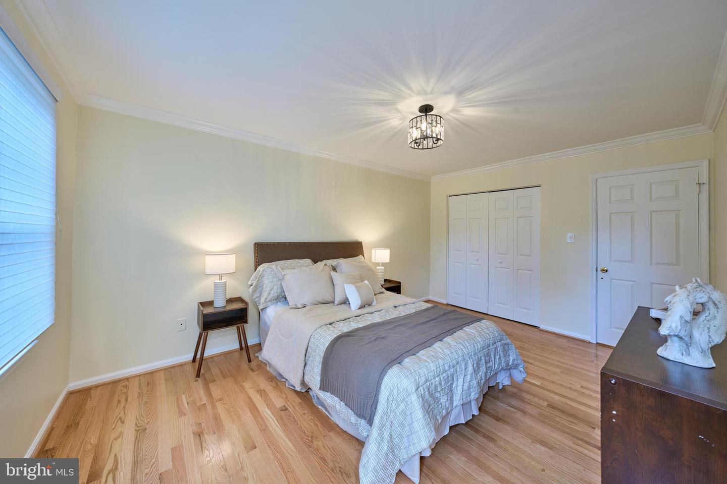 6906 LAFAYETTE PARK DR, ANNANDALE, Virginia 22003, 3 Bedrooms Bedrooms, ,3 BathroomsBathrooms,Residential,For sale,6906 LAFAYETTE PARK DR,VAFX2274882 MLS # VAFX2274882