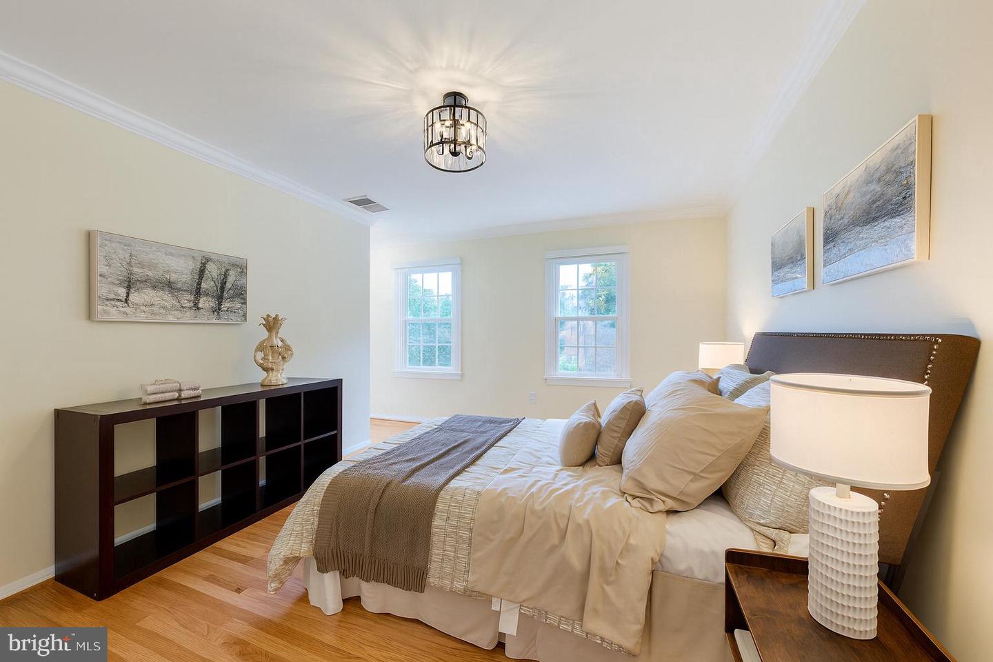6906 LAFAYETTE PARK DR, ANNANDALE, Virginia 22003, 3 Bedrooms Bedrooms, ,3 BathroomsBathrooms,Residential,For sale,6906 LAFAYETTE PARK DR,VAFX2274882 MLS # VAFX2274882