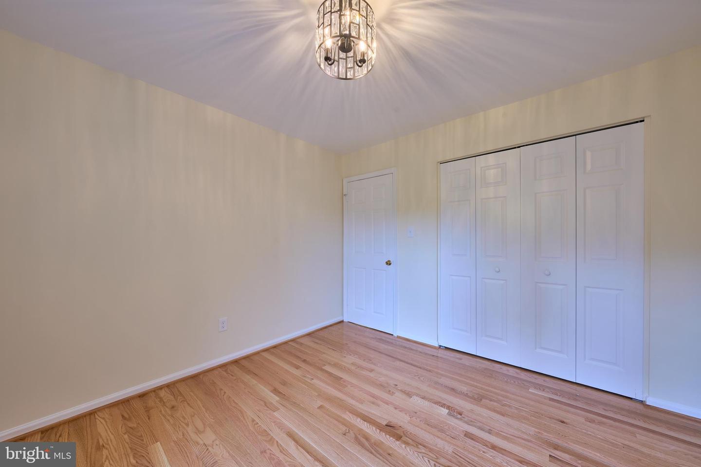 6906 LAFAYETTE PARK DR, ANNANDALE, Virginia 22003, 3 Bedrooms Bedrooms, ,3 BathroomsBathrooms,Residential,For sale,6906 LAFAYETTE PARK DR,VAFX2274882 MLS # VAFX2274882