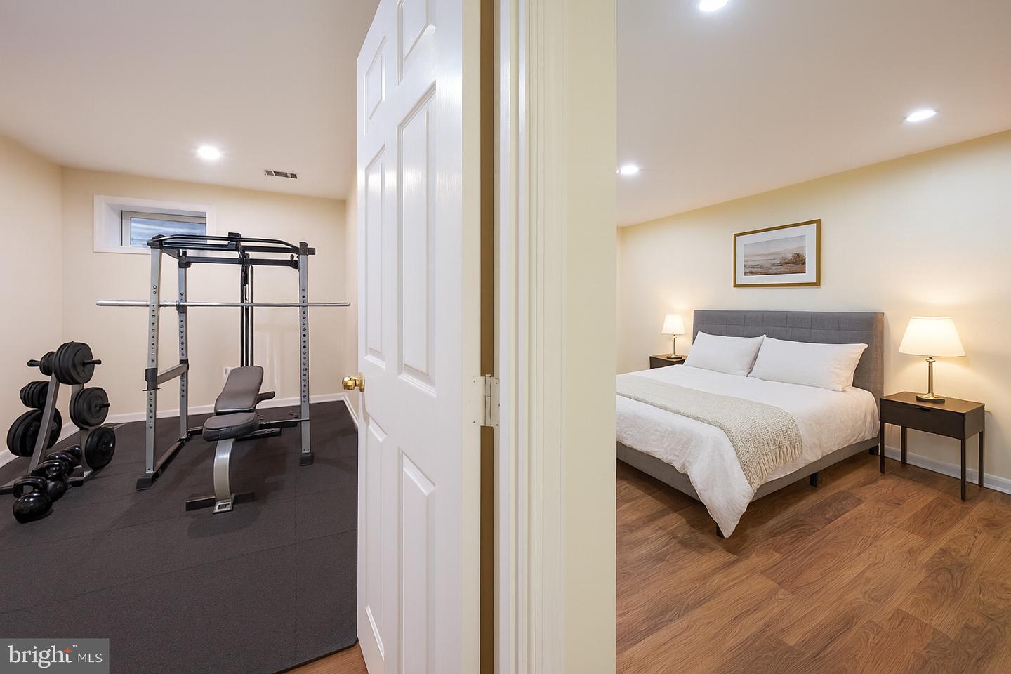 6906 LAFAYETTE PARK DR, ANNANDALE, Virginia 22003, 3 Bedrooms Bedrooms, ,3 BathroomsBathrooms,Residential,For sale,6906 LAFAYETTE PARK DR,VAFX2274882 MLS # VAFX2274882