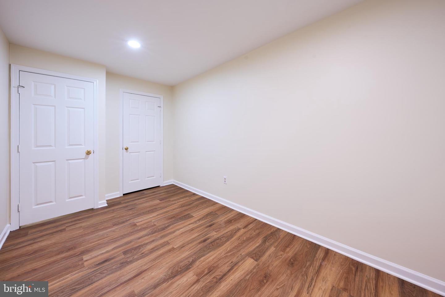 6906 LAFAYETTE PARK DR, ANNANDALE, Virginia 22003, 3 Bedrooms Bedrooms, ,3 BathroomsBathrooms,Residential,For sale,6906 LAFAYETTE PARK DR,VAFX2274882 MLS # VAFX2274882