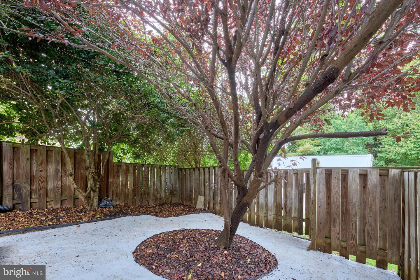 6906 LAFAYETTE PARK DR, ANNANDALE, Virginia 22003, 3 Bedrooms Bedrooms, ,3 BathroomsBathrooms,Residential,For sale,6906 LAFAYETTE PARK DR,VAFX2274882 MLS # VAFX2274882