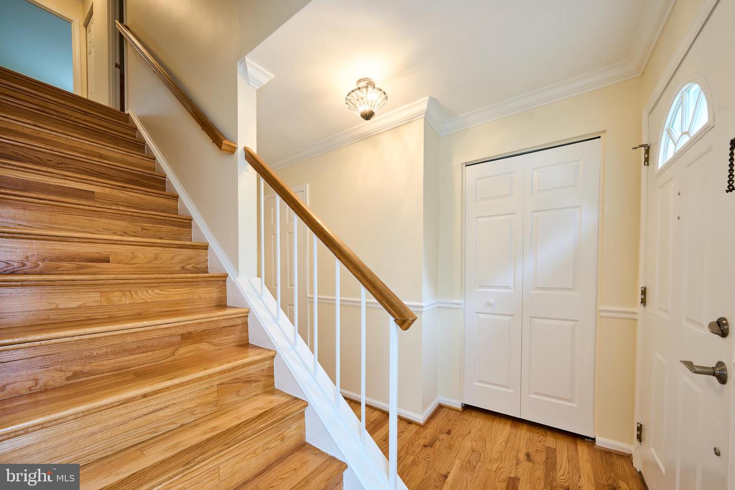 6906 LAFAYETTE PARK DR, ANNANDALE, Virginia 22003, 3 Bedrooms Bedrooms, ,3 BathroomsBathrooms,Residential,For sale,6906 LAFAYETTE PARK DR,VAFX2274882 MLS # VAFX2274882