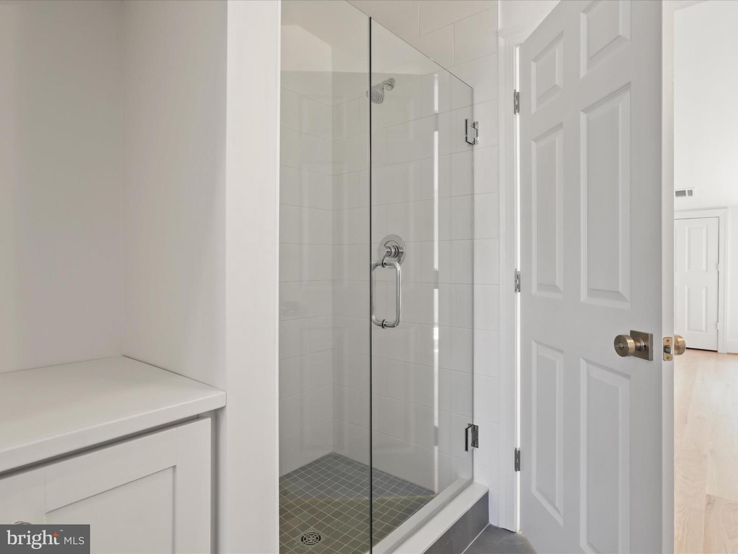1125 KENSINGTON RD, MCLEAN, Virginia 22101, 3 Bedrooms Bedrooms, ,4 BathroomsBathrooms,Residential,For sale,1125 KENSINGTON RD,VAFX2275050 MLS # VAFX2275050