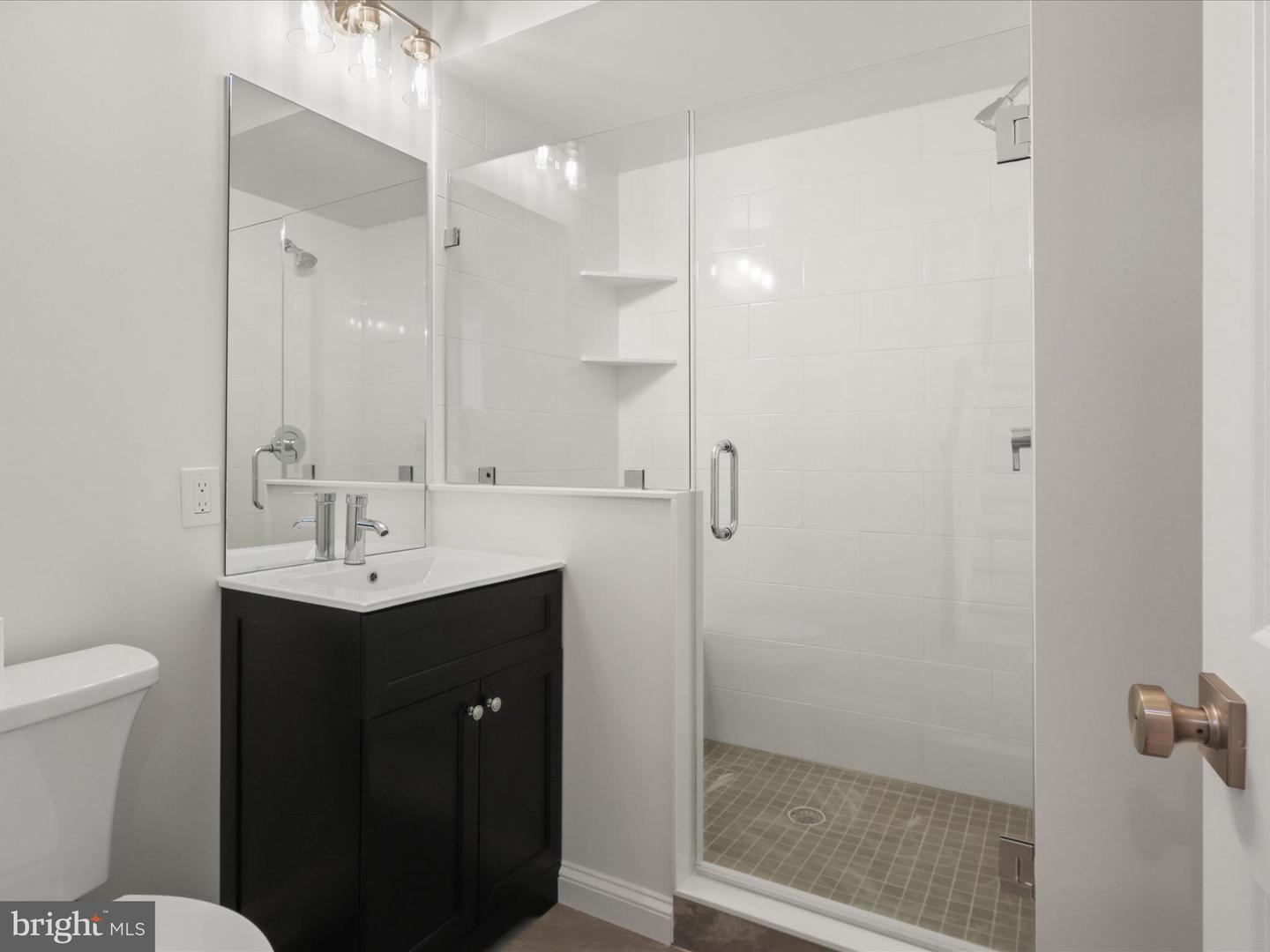 1125 KENSINGTON RD, MCLEAN, Virginia 22101, 3 Bedrooms Bedrooms, ,4 BathroomsBathrooms,Residential,For sale,1125 KENSINGTON RD,VAFX2275050 MLS # VAFX2275050