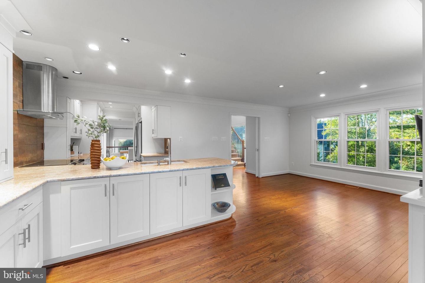 6619 MADISON MCLEAN DR, MCLEAN, Virginia 22101, 4 Bedrooms Bedrooms, 31 Rooms Rooms,2 BathroomsBathrooms,Residential,For sale,6619 MADISON MCLEAN DR,VAFX2275052 MLS # VAFX2275052