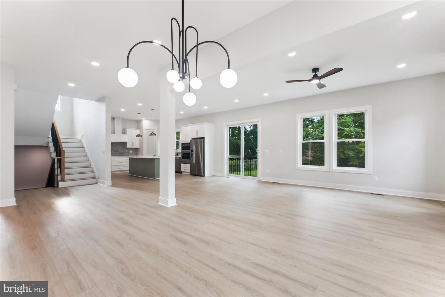 2808 BOSWELL AVE, ALEXANDRIA, Virginia 22306, 6 Bedrooms Bedrooms, 12 Rooms Rooms,5 BathroomsBathrooms,Residential,For sale,2808 BOSWELL AVE,VAFX2275146 MLS # VAFX2275146