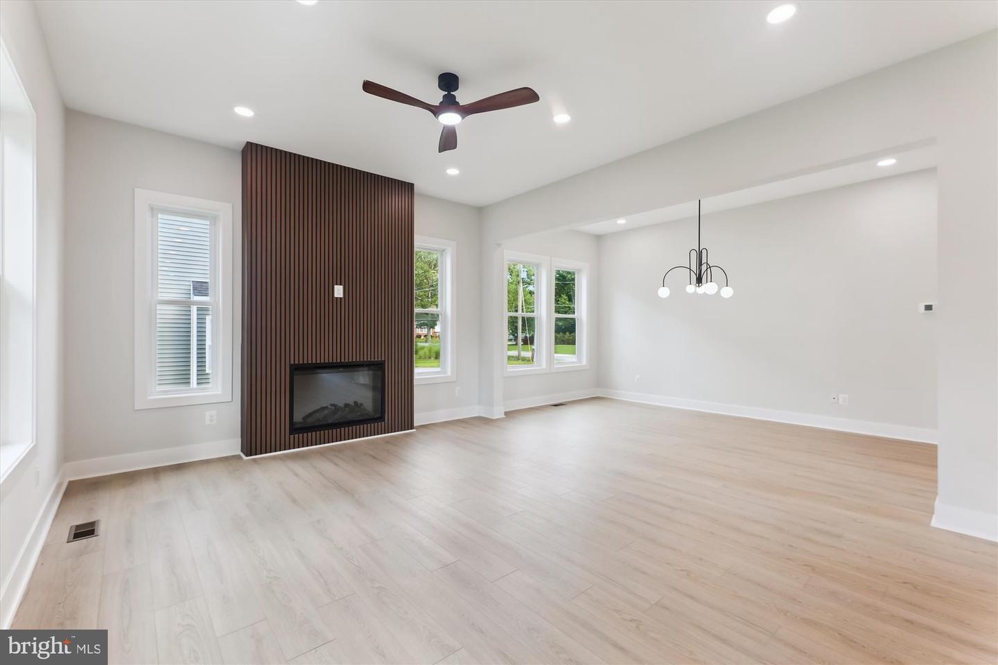 2808 BOSWELL AVE, ALEXANDRIA, Virginia 22306, 6 Bedrooms Bedrooms, 12 Rooms Rooms,5 BathroomsBathrooms,Residential,For sale,2808 BOSWELL AVE,VAFX2275146 MLS # VAFX2275146