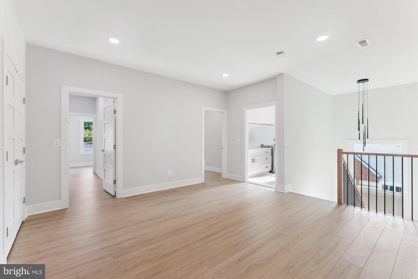 2808 BOSWELL AVE, ALEXANDRIA, Virginia 22306, 6 Bedrooms Bedrooms, 12 Rooms Rooms,5 BathroomsBathrooms,Residential,For sale,2808 BOSWELL AVE,VAFX2275146 MLS # VAFX2275146