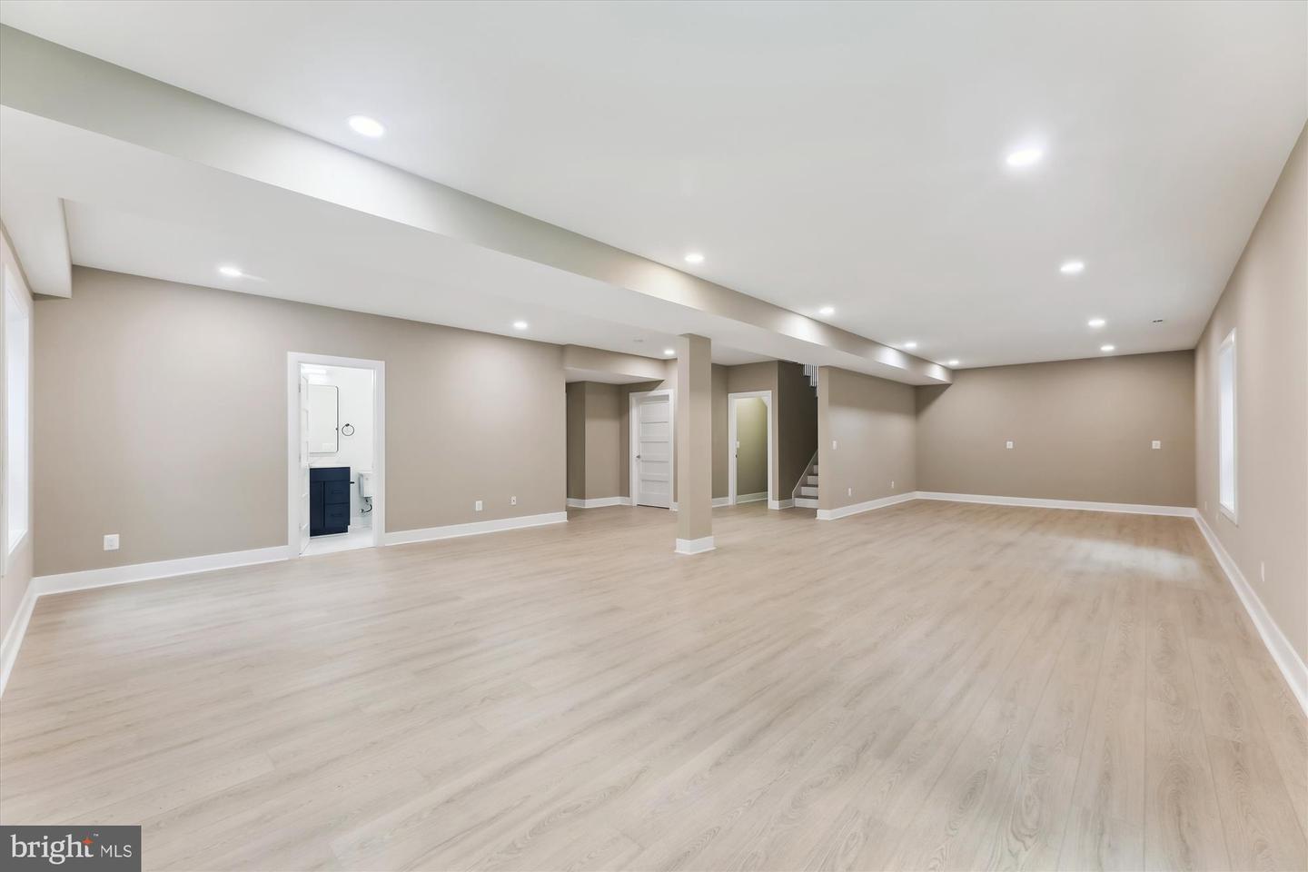 2808 BOSWELL AVE, ALEXANDRIA, Virginia 22306, 6 Bedrooms Bedrooms, 12 Rooms Rooms,5 BathroomsBathrooms,Residential,For sale,2808 BOSWELL AVE,VAFX2275146 MLS # VAFX2275146