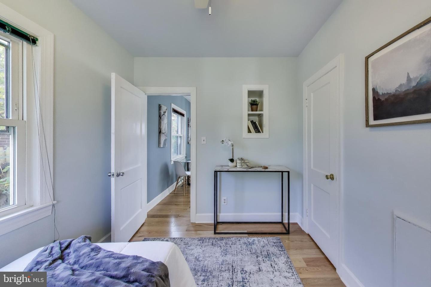 1611 13TH ST S, ARLINGTON, Virginia 22204, 3 Bedrooms Bedrooms, ,2 BathroomsBathrooms,Residential,For sale,1611 13TH ST S,VAAR2065140 MLS # VAAR2065140
