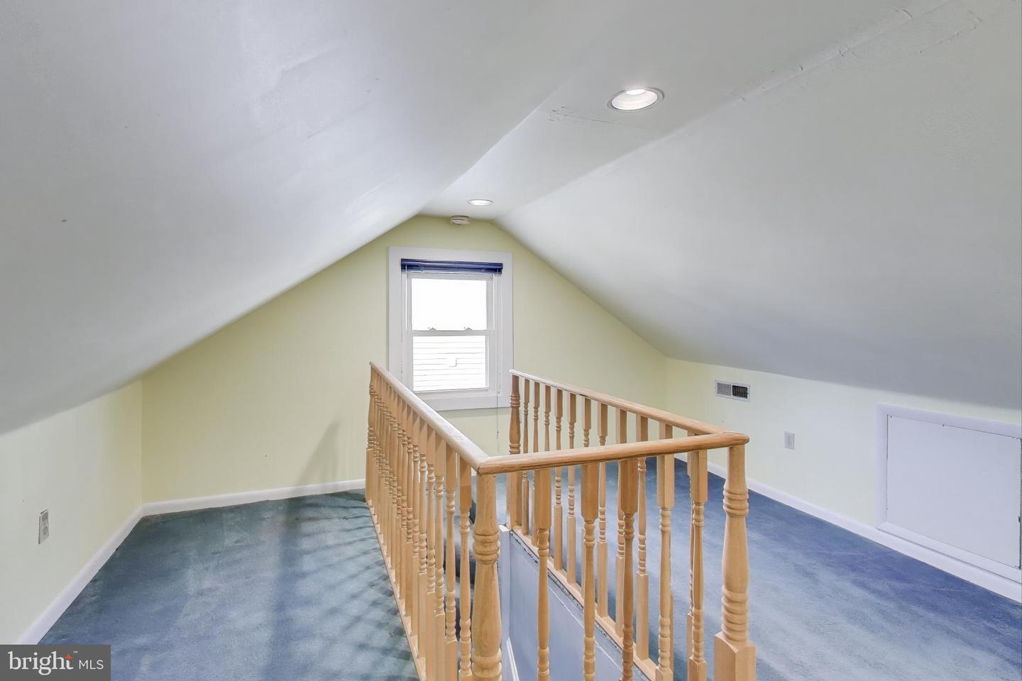 1611 13TH ST S, ARLINGTON, Virginia 22204, 3 Bedrooms Bedrooms, ,2 BathroomsBathrooms,Residential,For sale,1611 13TH ST S,VAAR2065140 MLS # VAAR2065140