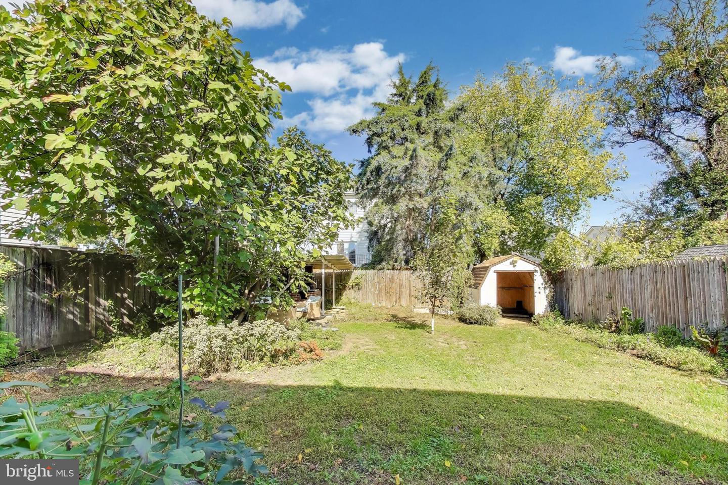 1611 13TH ST S, ARLINGTON, Virginia 22204, 3 Bedrooms Bedrooms, ,2 BathroomsBathrooms,Residential,For sale,1611 13TH ST S,VAAR2065140 MLS # VAAR2065140