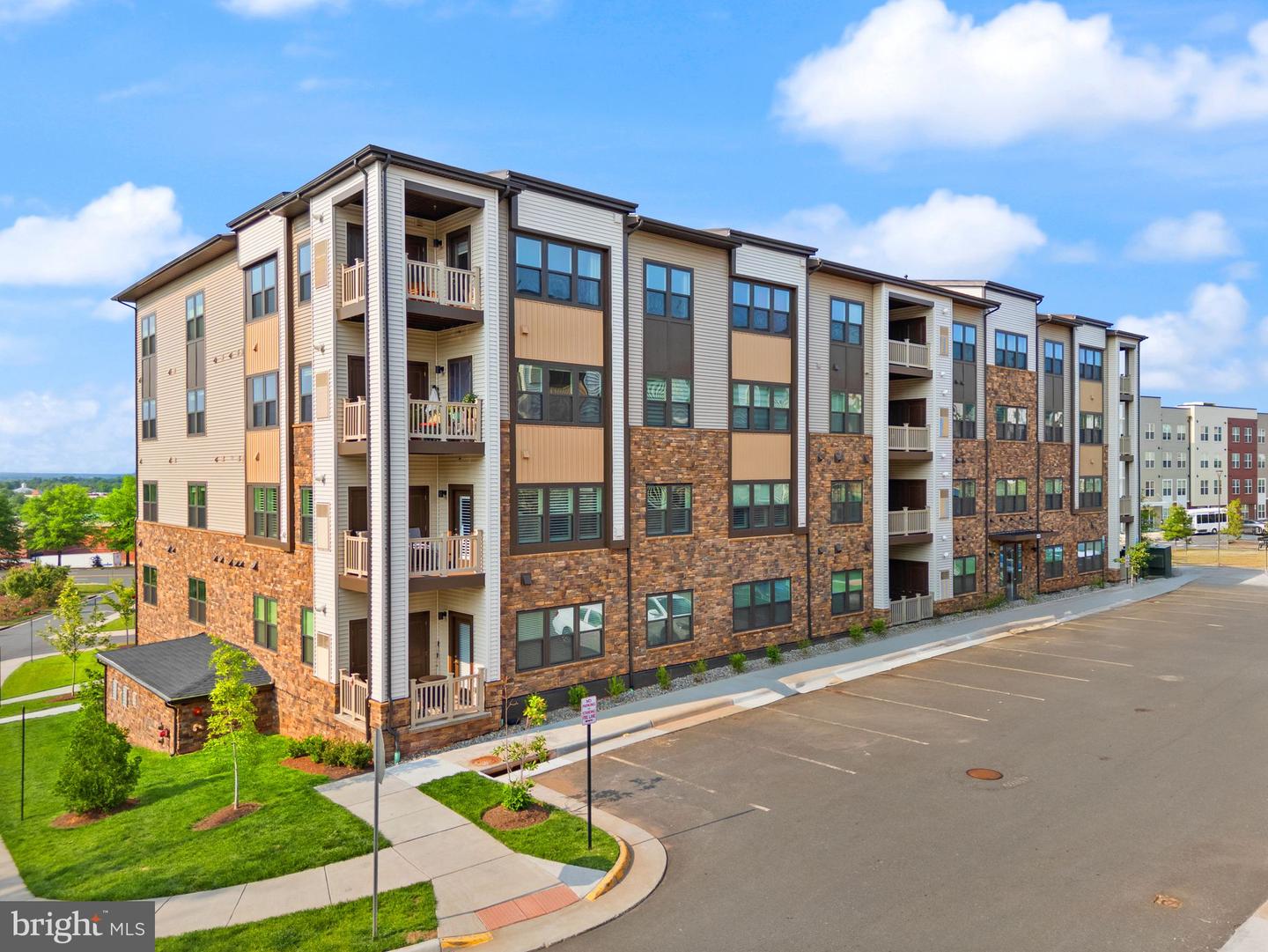 46270 MT ALLEN TER #201, STERLING, Virginia 20164, 2 Bedrooms Bedrooms, 9 Rooms Rooms,2 BathroomsBathrooms,Residential,For sale,46270 MT ALLEN TER #201,VALO2109256 MLS # VALO2109256