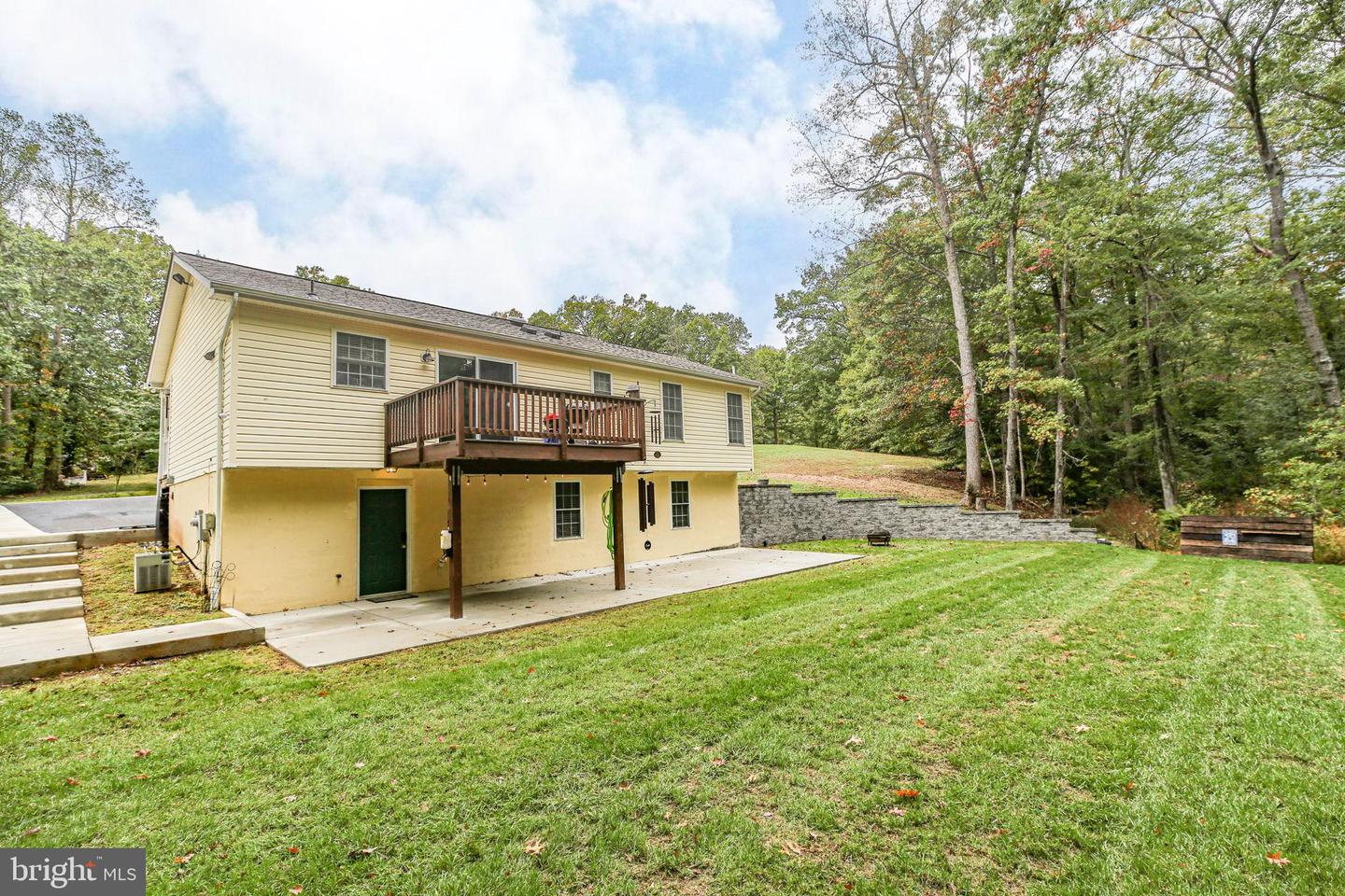 6001 NANCY CT, FREDERICKSBURG, Virginia 22407, 3 Bedrooms Bedrooms, 9 Rooms Rooms,2 BathroomsBathrooms,Residential,For sale,6001 NANCY CT,VASP2037052 MLS # VASP2037052