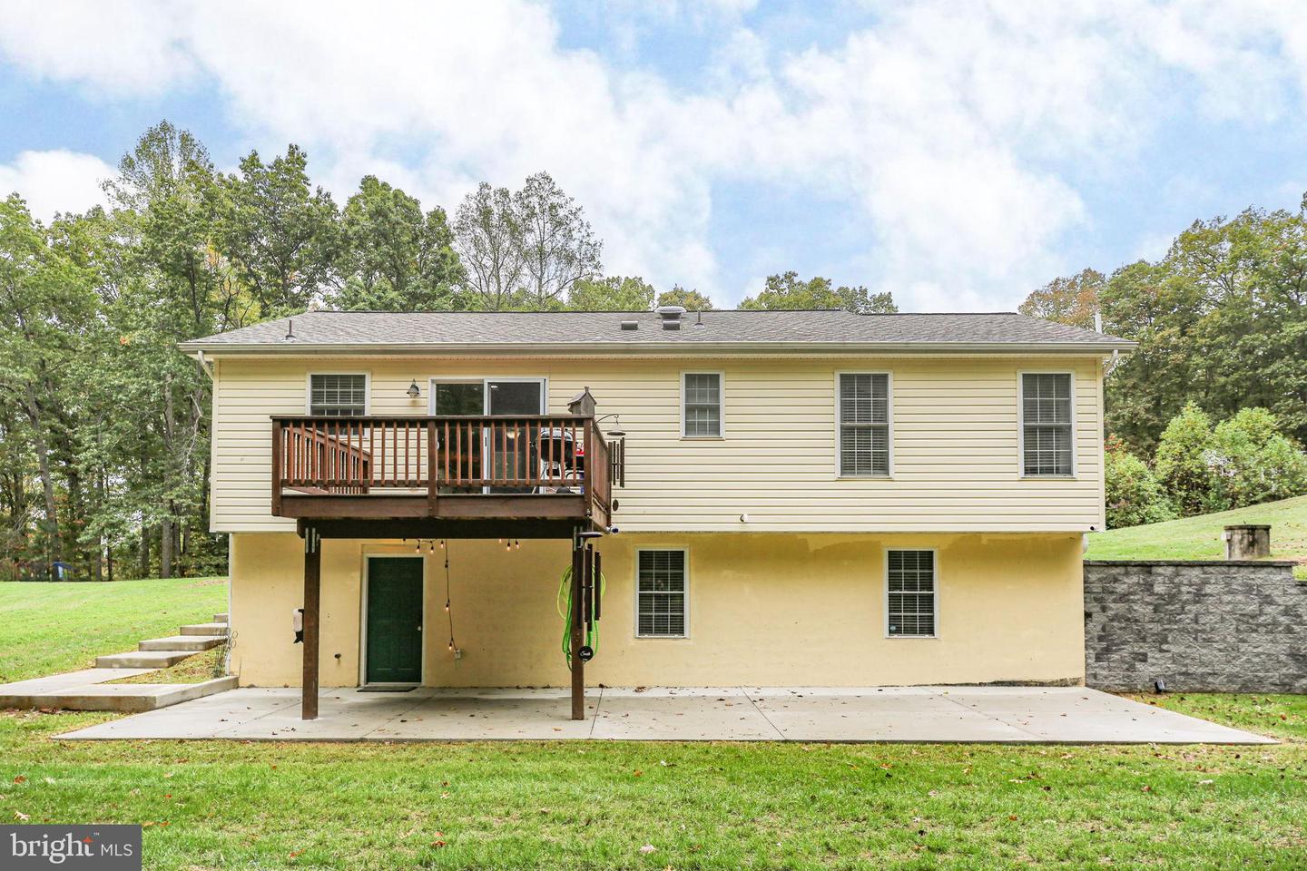 6001 NANCY CT, FREDERICKSBURG, Virginia 22407, 3 Bedrooms Bedrooms, 9 Rooms Rooms,2 BathroomsBathrooms,Residential,For sale,6001 NANCY CT,VASP2037052 MLS # VASP2037052