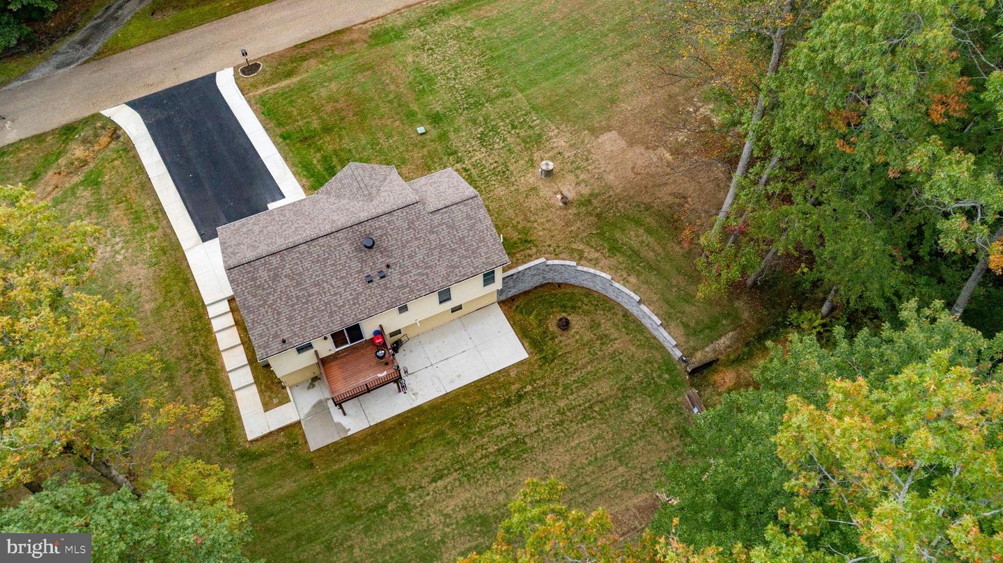 6001 NANCY CT, FREDERICKSBURG, Virginia 22407, 3 Bedrooms Bedrooms, 9 Rooms Rooms,2 BathroomsBathrooms,Residential,For sale,6001 NANCY CT,VASP2037052 MLS # VASP2037052