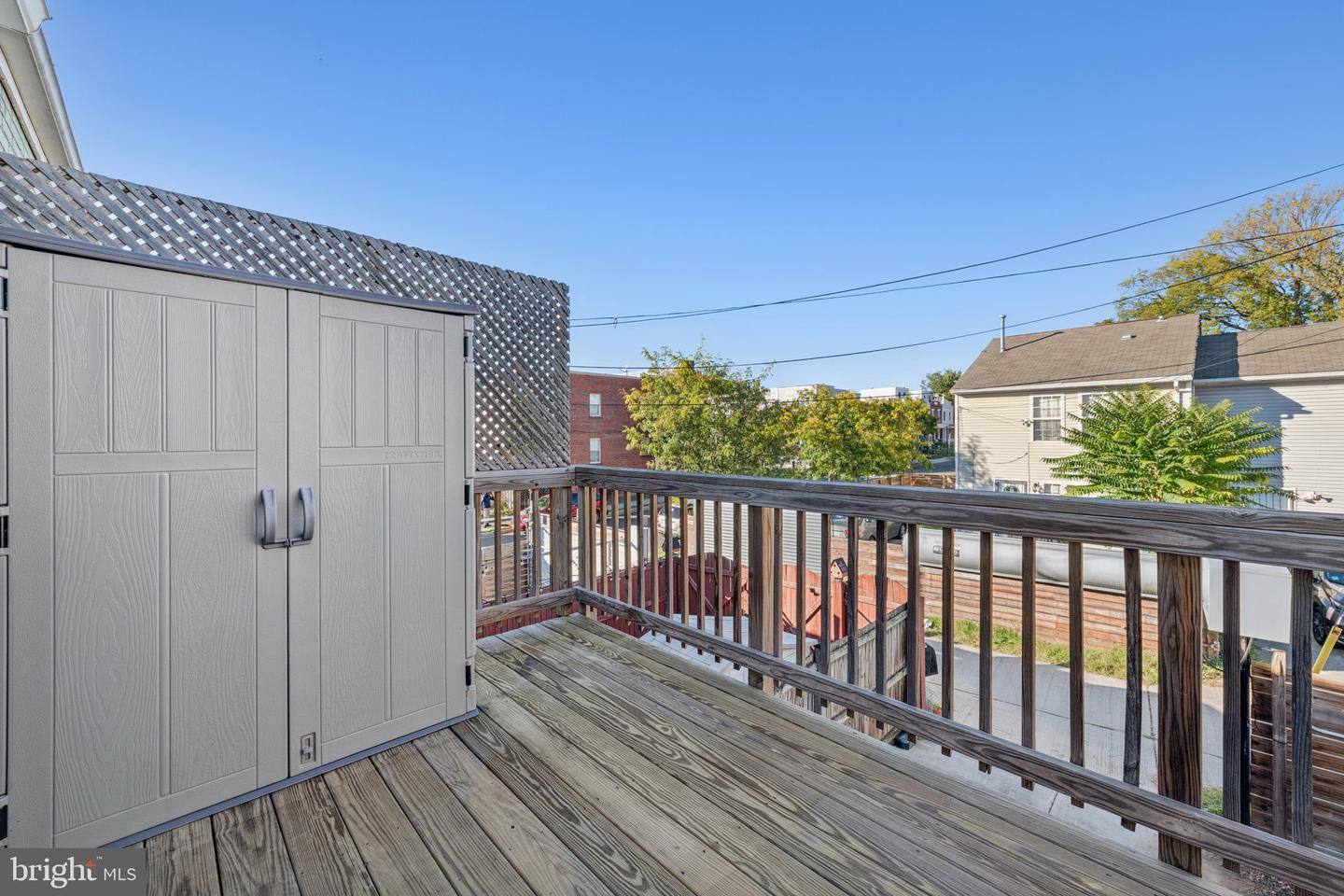 2004 E ST NE, WASHINGTON, District Of Columbia 20002, 2 Bedrooms Bedrooms, ,2 BathroomsBathrooms,Residential,For sale,2004 E ST NE,DCDC2227904 MLS # DCDC2227904