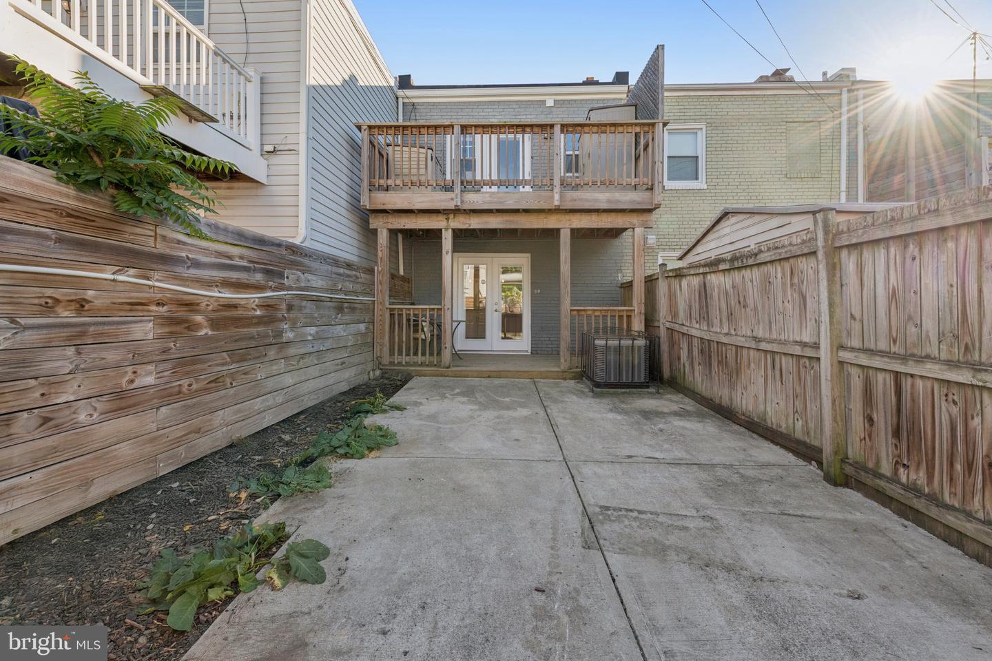 2004 E ST NE, WASHINGTON, District Of Columbia 20002, 2 Bedrooms Bedrooms, ,2 BathroomsBathrooms,Residential,For sale,2004 E ST NE,DCDC2227904 MLS # DCDC2227904