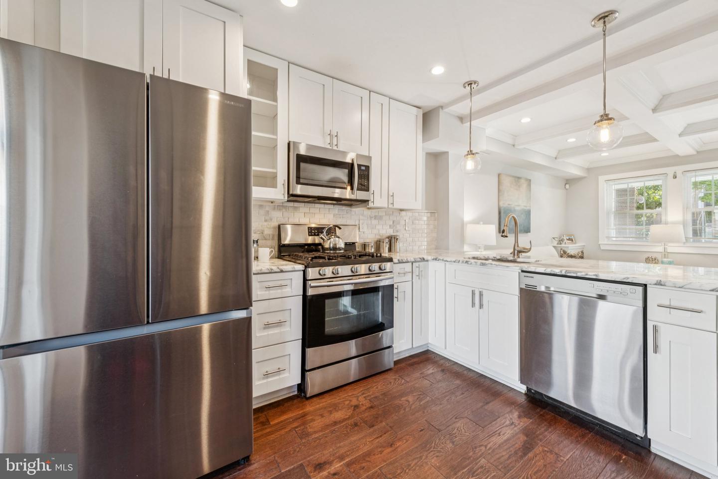 2004 E ST NE, WASHINGTON, District Of Columbia 20002, 2 Bedrooms Bedrooms, ,2 BathroomsBathrooms,Residential,For sale,2004 E ST NE,DCDC2227904 MLS # DCDC2227904