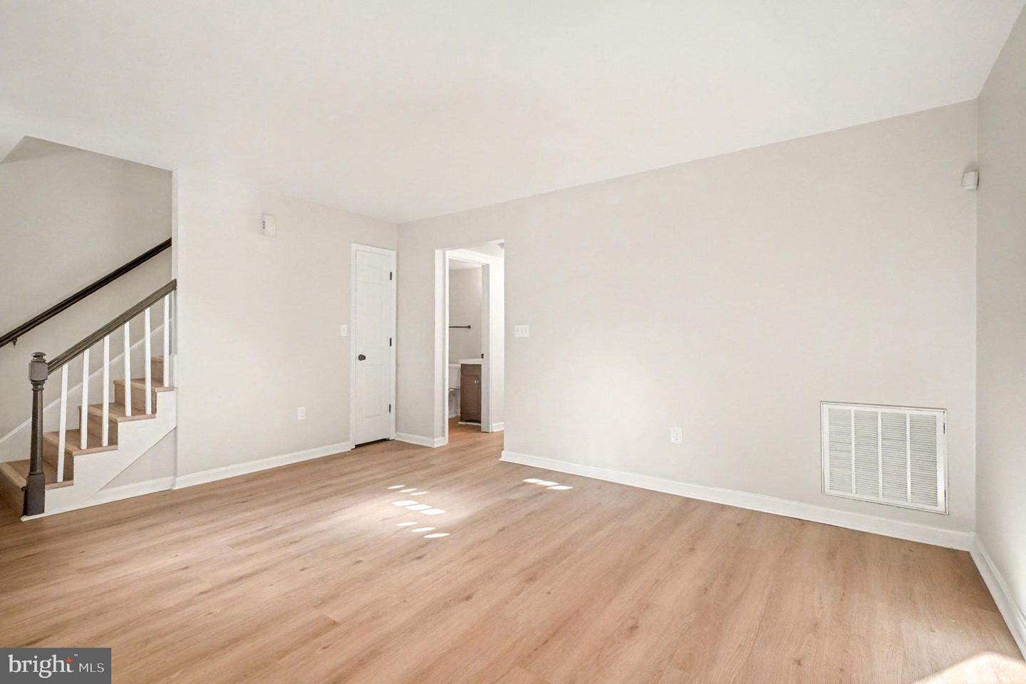 222 FARRELL LN, FREDERICKSBURG, Virginia 22401, 2 Bedrooms Bedrooms, ,2 BathroomsBathrooms,Residential,For sale,222 FARRELL LN,VAFB2009150 MLS # VAFB2009150