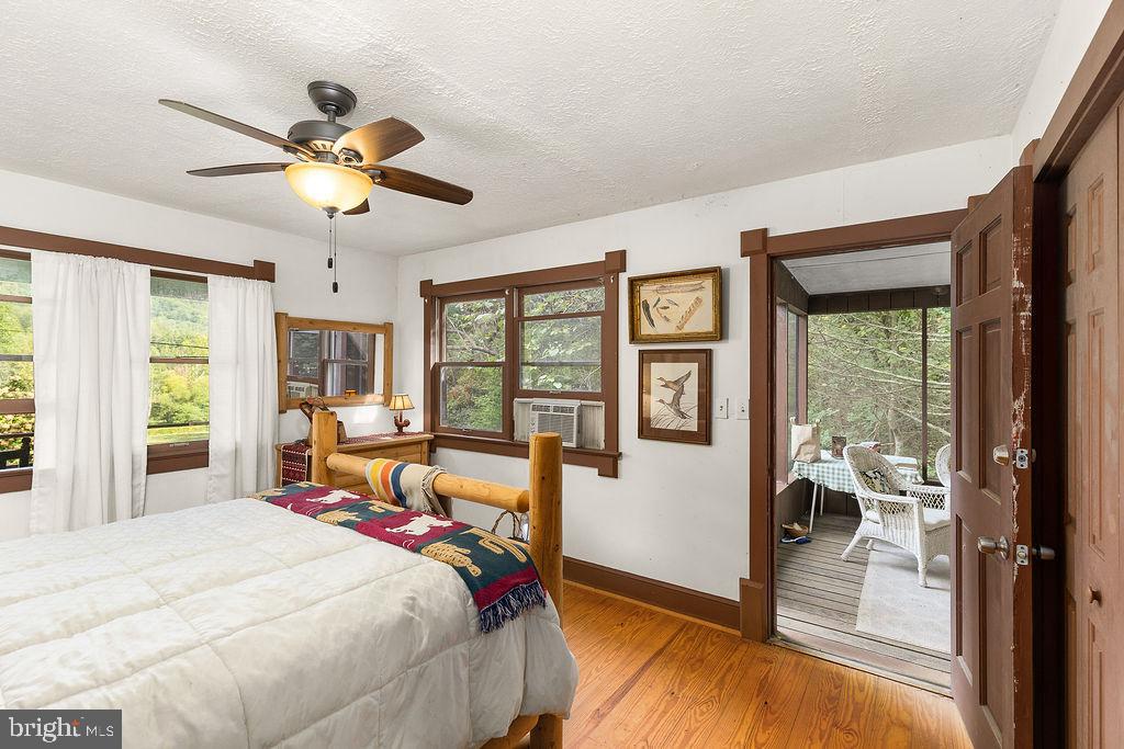 1463 QUAKER RUN RD, BANCO, Virginia 22711, 2 Bedrooms Bedrooms, ,1 BathroomBathrooms,Residential,For sale,1463 QUAKER RUN RD,VAMA2002502 MLS # VAMA2002502