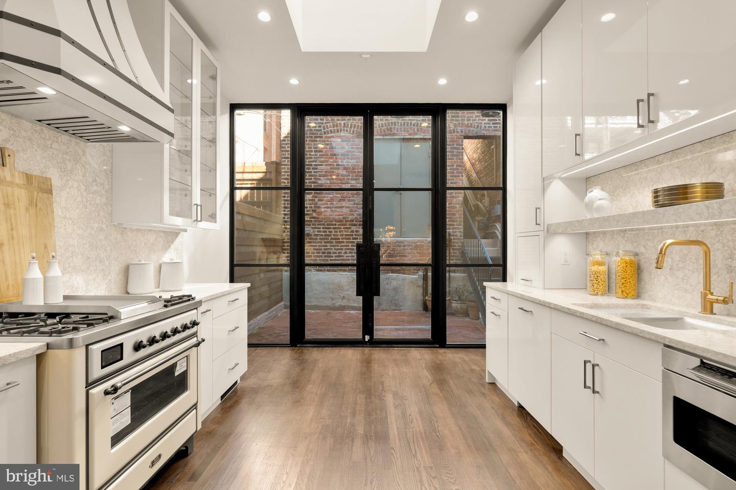 1845 VERNON ST NW, WASHINGTON, District Of Columbia 20009, 4 Bedrooms Bedrooms, ,3 BathroomsBathrooms,Residential,For sale,1845 VERNON ST NW,DCDC2227926 MLS # DCDC2227926